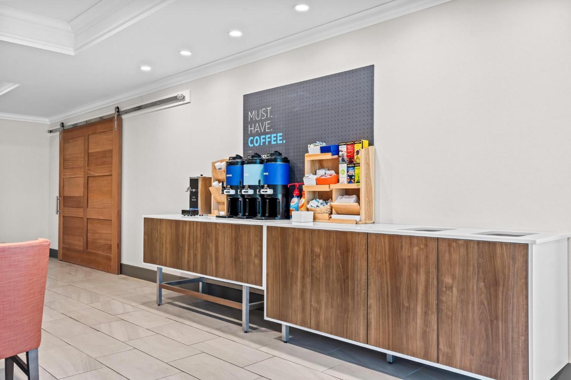 Holiday Inn Express Washington Court House By Ihg Экстерьер фото